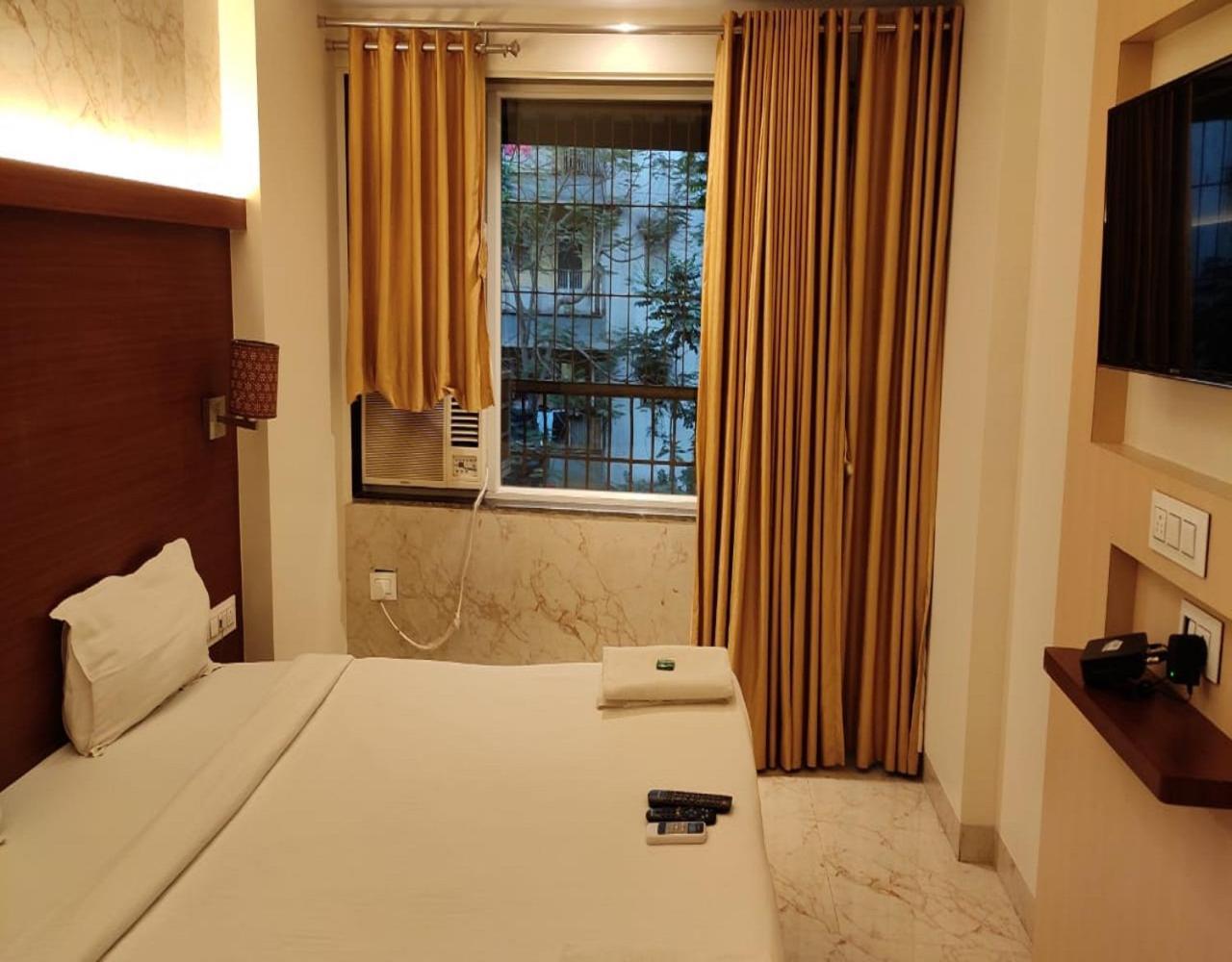 Fabhotel Spring Inn - Nr Borivali Station Malad Exterior photo