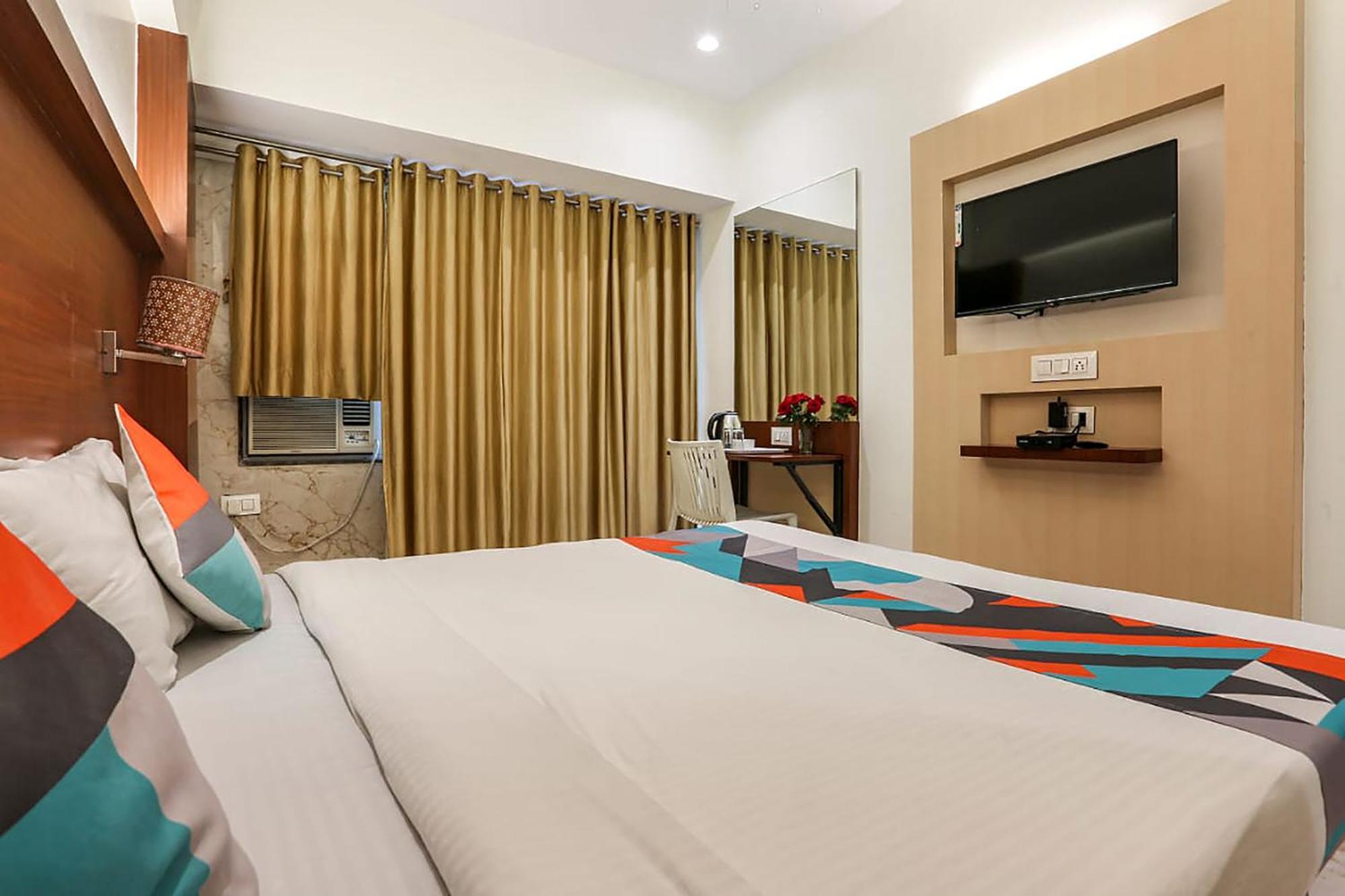 Fabhotel Spring Inn - Nr Borivali Station Malad Exterior photo